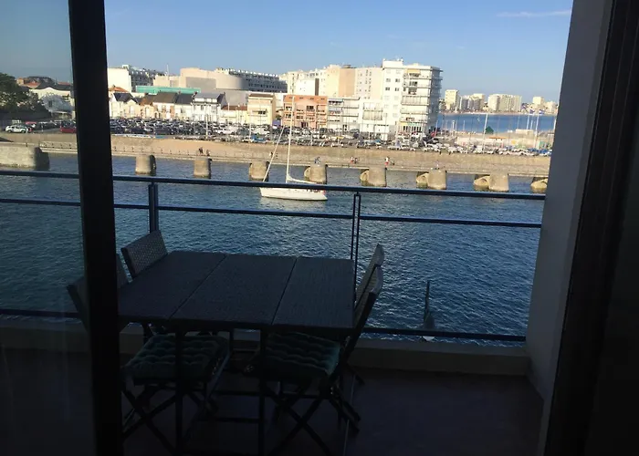 Vue exceptionnelle sur chenal, océan, baie des Sables